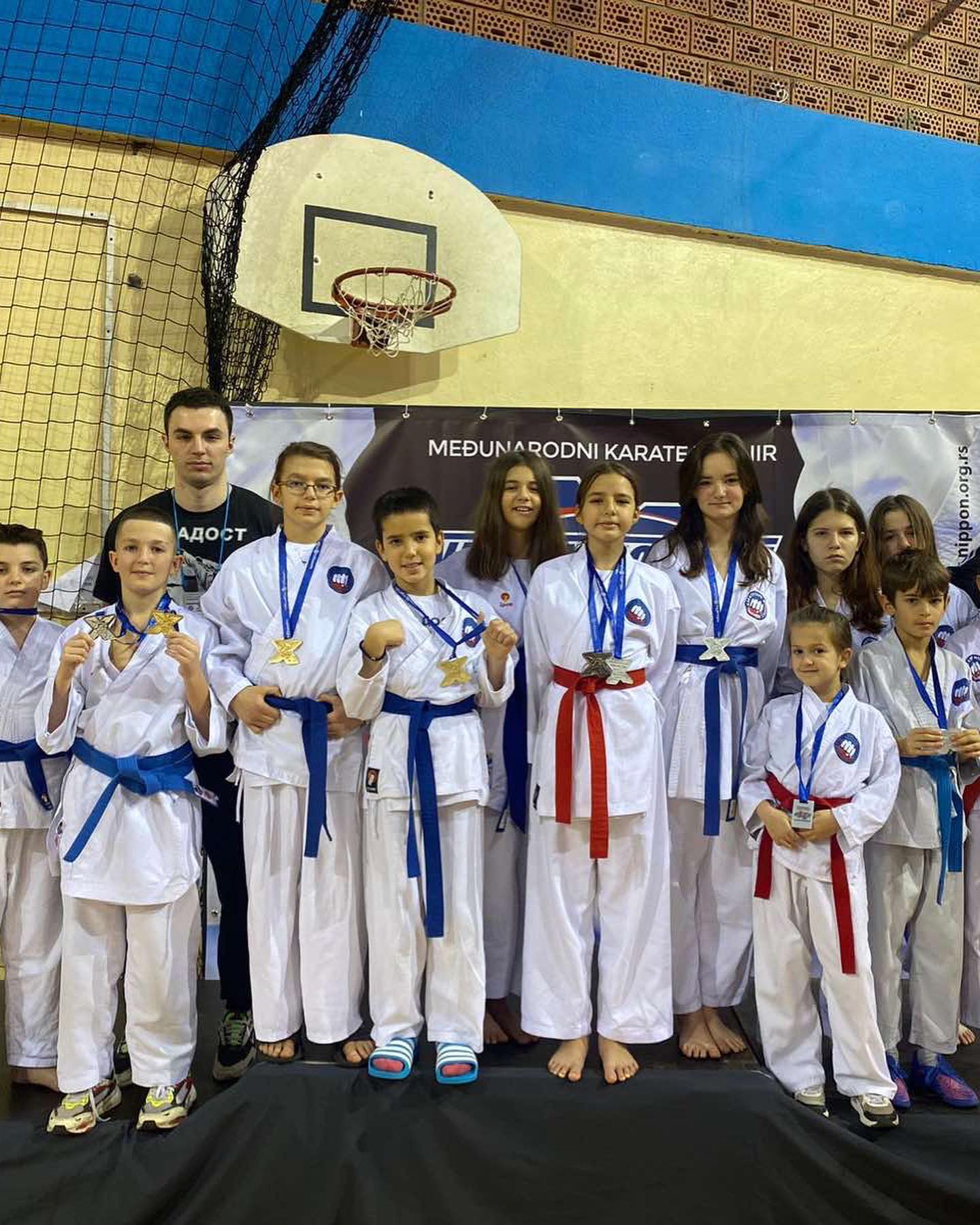 Karatisti Mladosti iz Pančeva okupili medalje na takmičenju u Beogradu